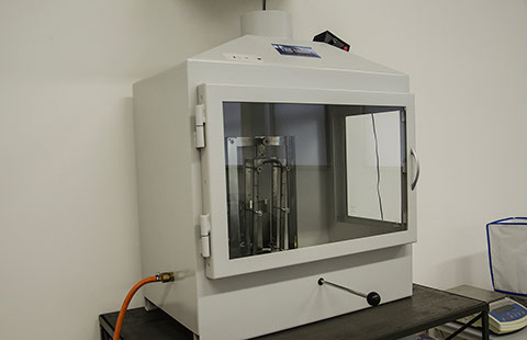 Badanie zapalności MAŁY PŁOMIEŃ